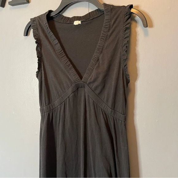 J.Crew black sleeveless ruffle trim vneck dress women’s size small - Picture 2 of 8